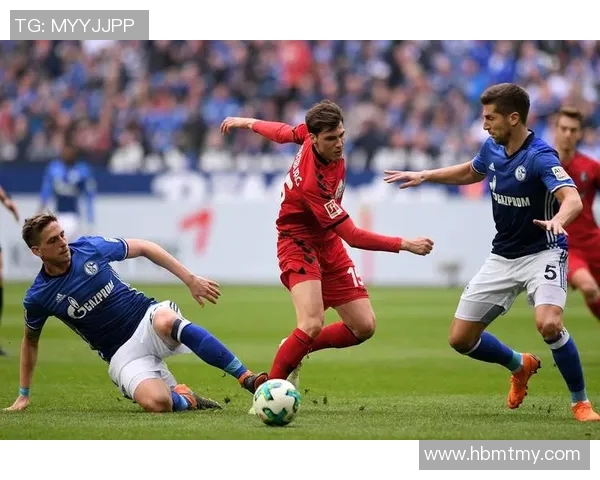 弗赖堡大胜法兰克福,联赛排名重返前列 弗赖堡大胜法兰克福,联赛排名重返前列